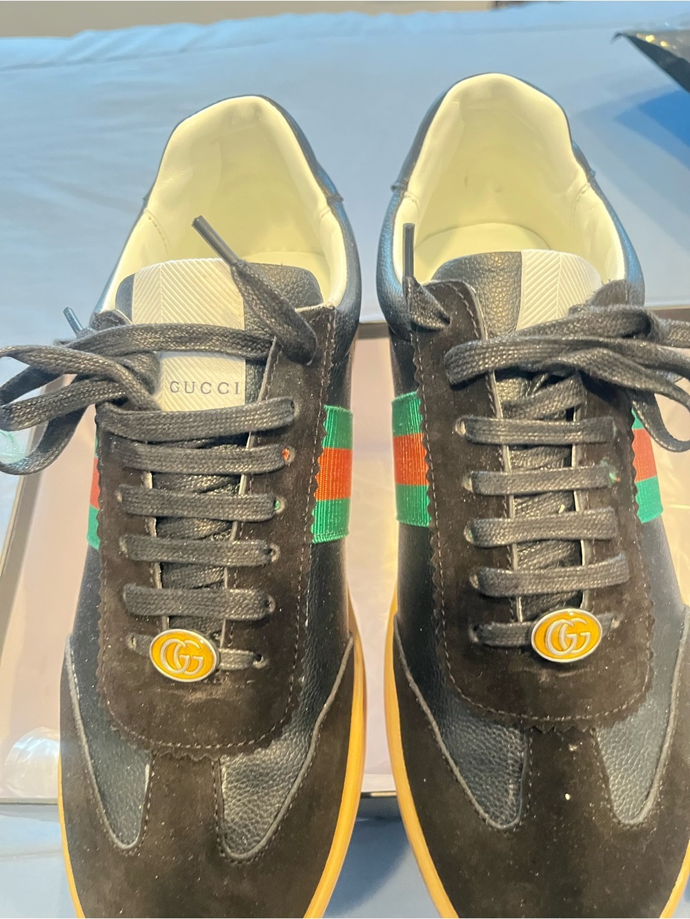 Preowened Gucci Men's Black Suede Leather Sneakers with Green & Red Web US9
